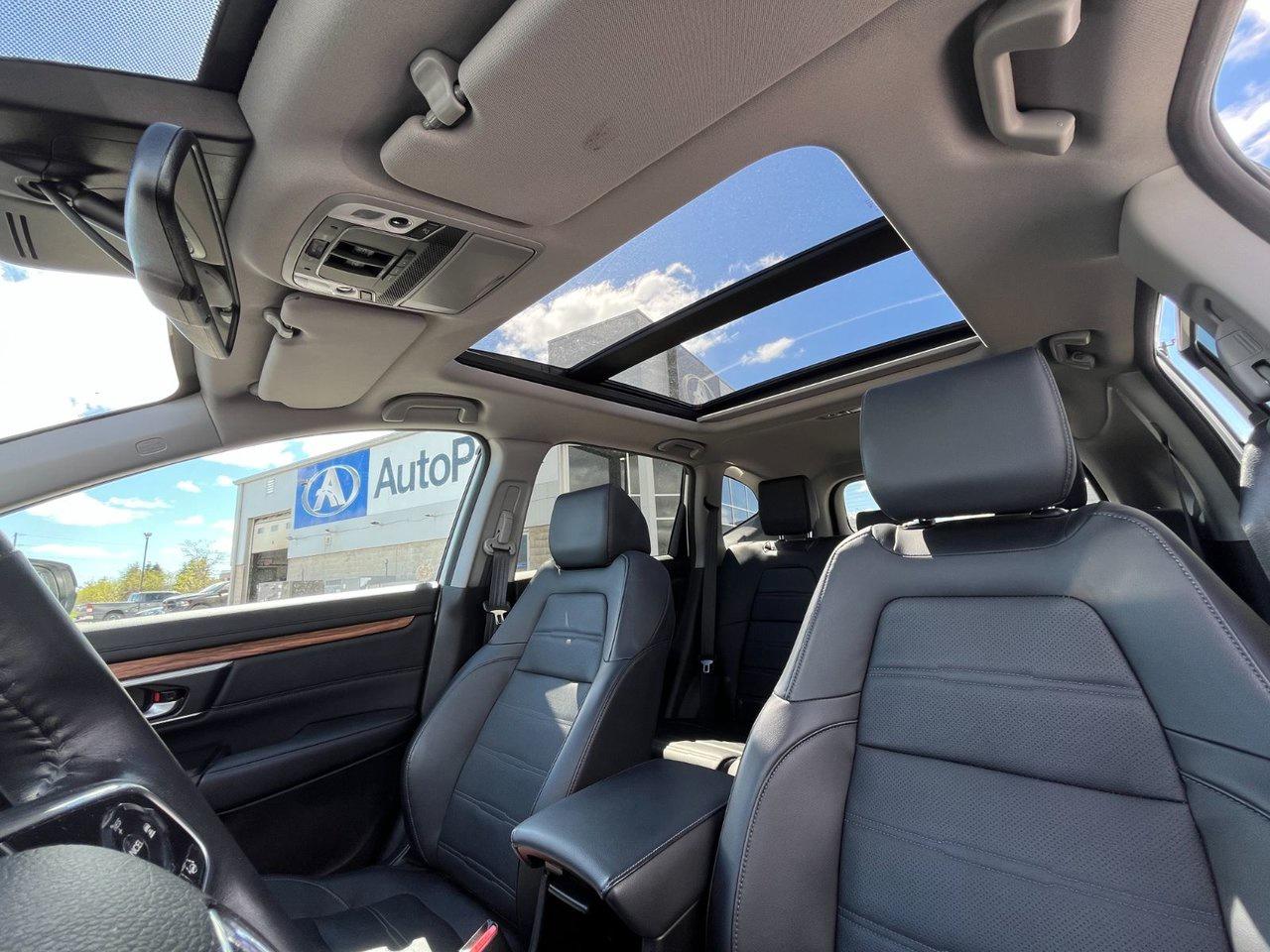 2022 Honda CR-V Touring AWD Photo
