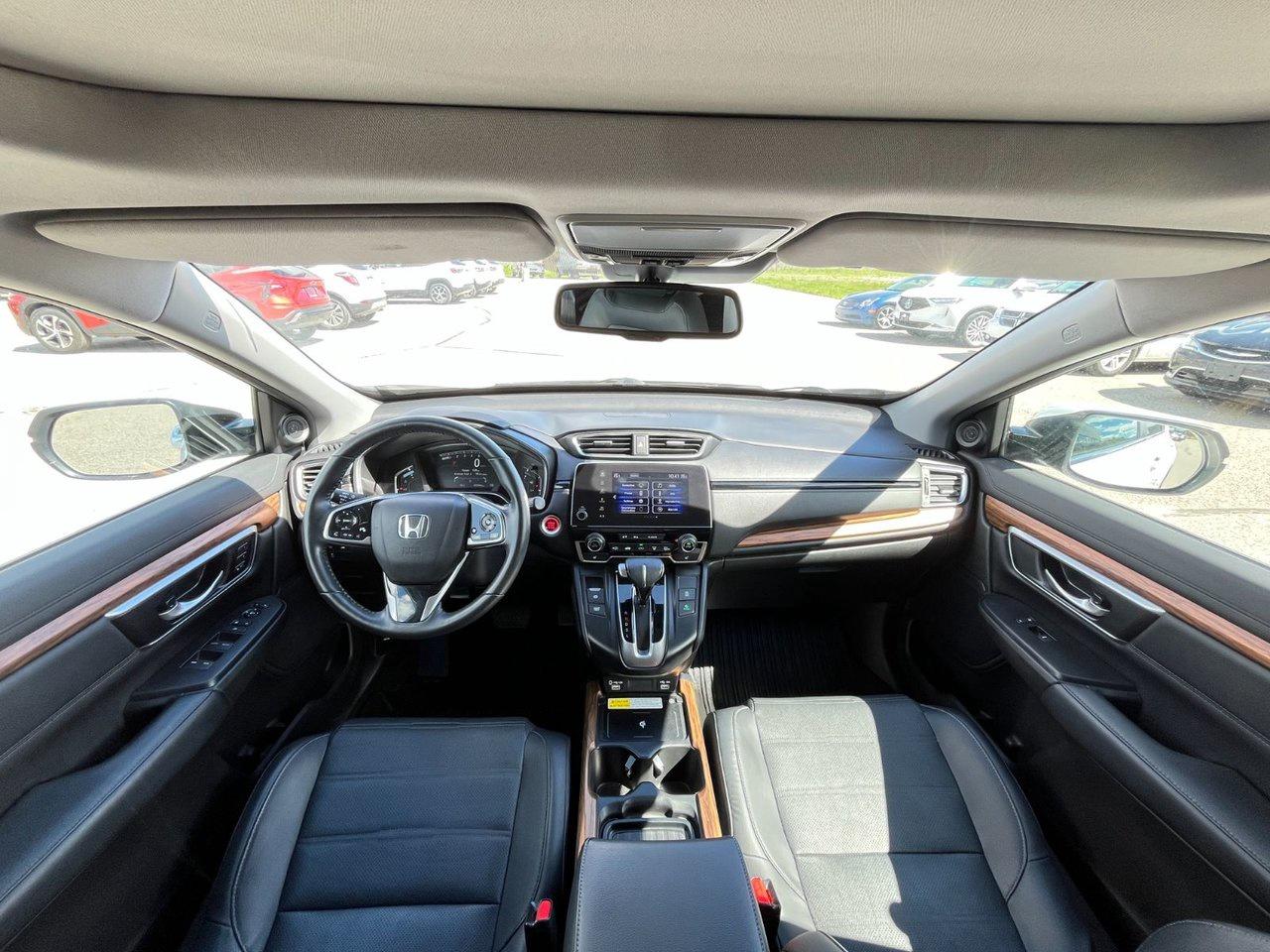 2022 Honda CR-V Touring AWD Photo
