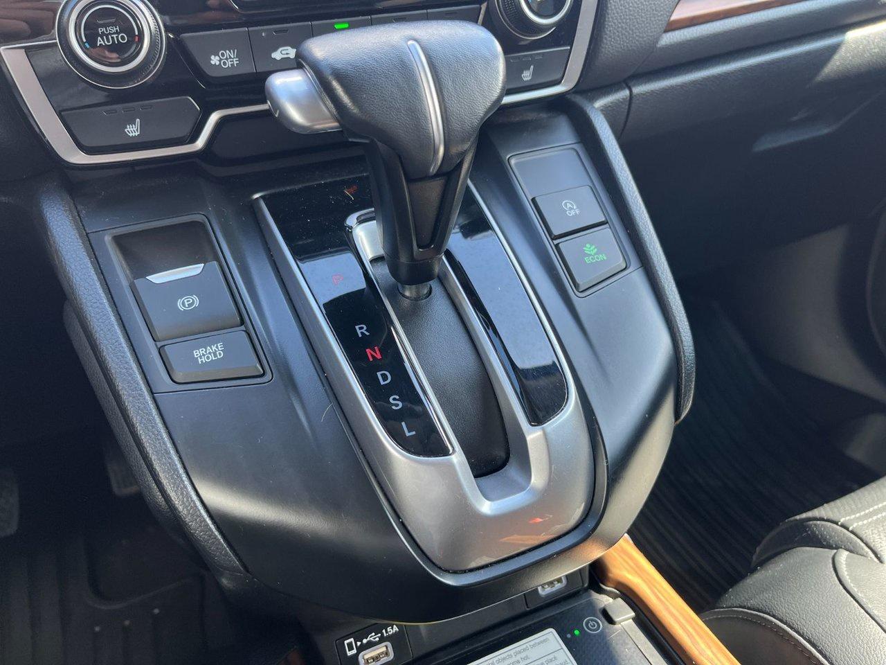 2022 Honda CR-V Touring AWD Photo