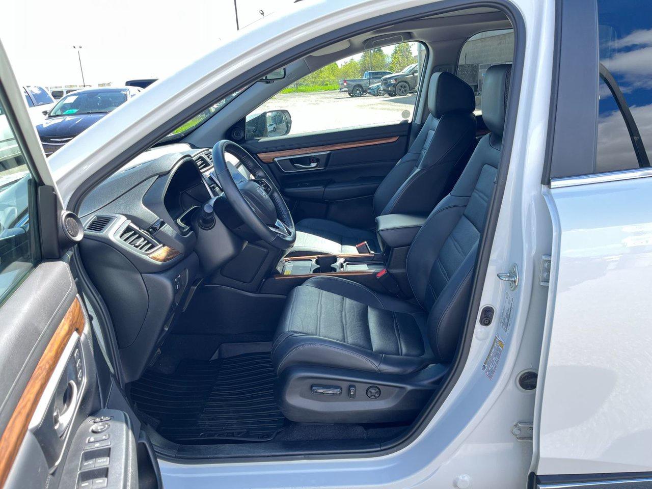 2022 Honda CR-V Touring AWD Photo