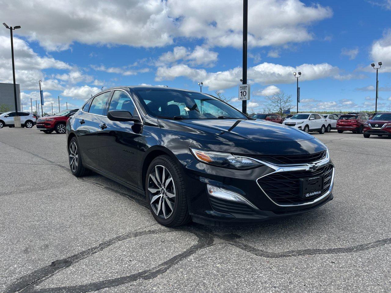 2022 Chevrolet Malibu RS FWD Photo3