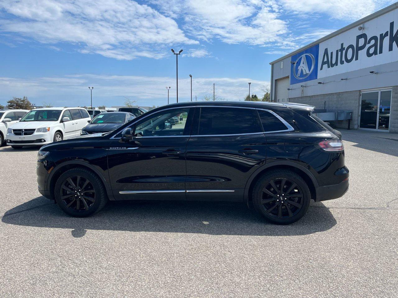 2022 Lincoln Nautilus Reserve AWD Photo