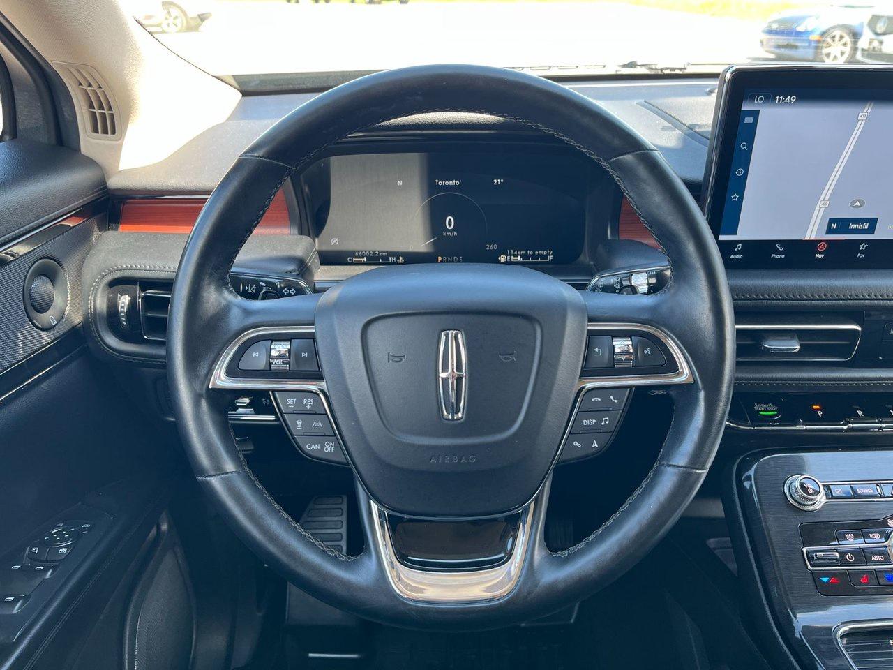 2022 Lincoln Nautilus Reserve AWD Photo