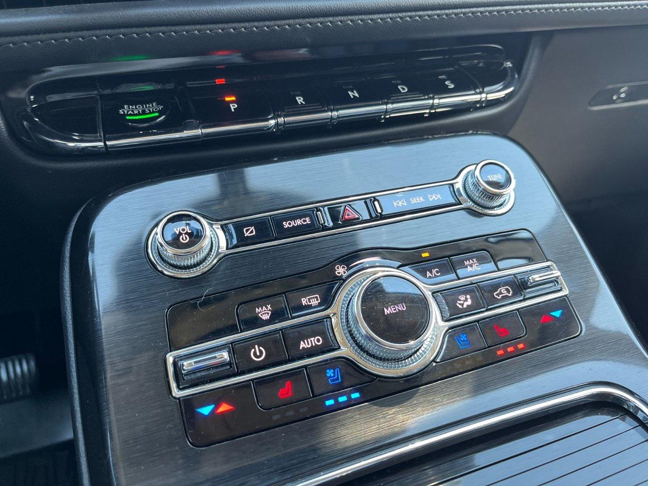 2022 Lincoln Nautilus Reserve AWD Photo