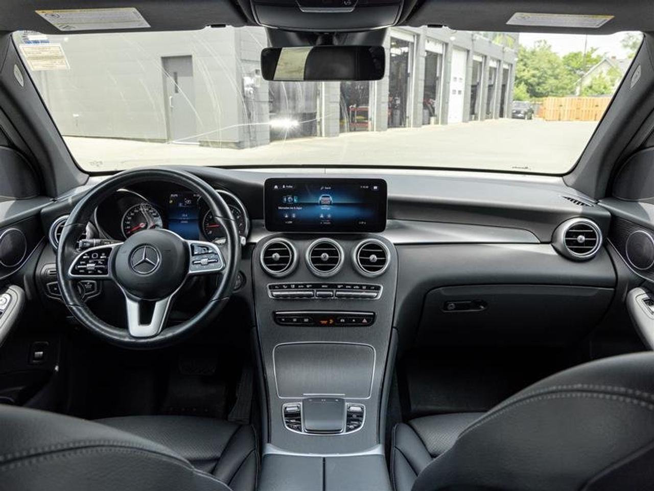2022 Mercedes-Benz GLC300 4MATIC SUV Photo