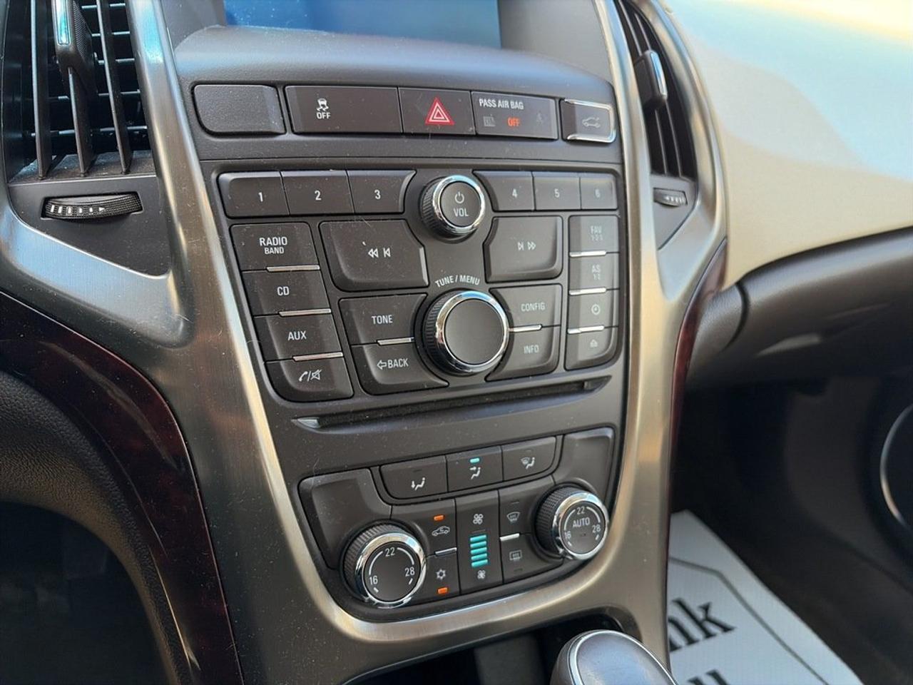 2016 Buick Verano Leather Photo