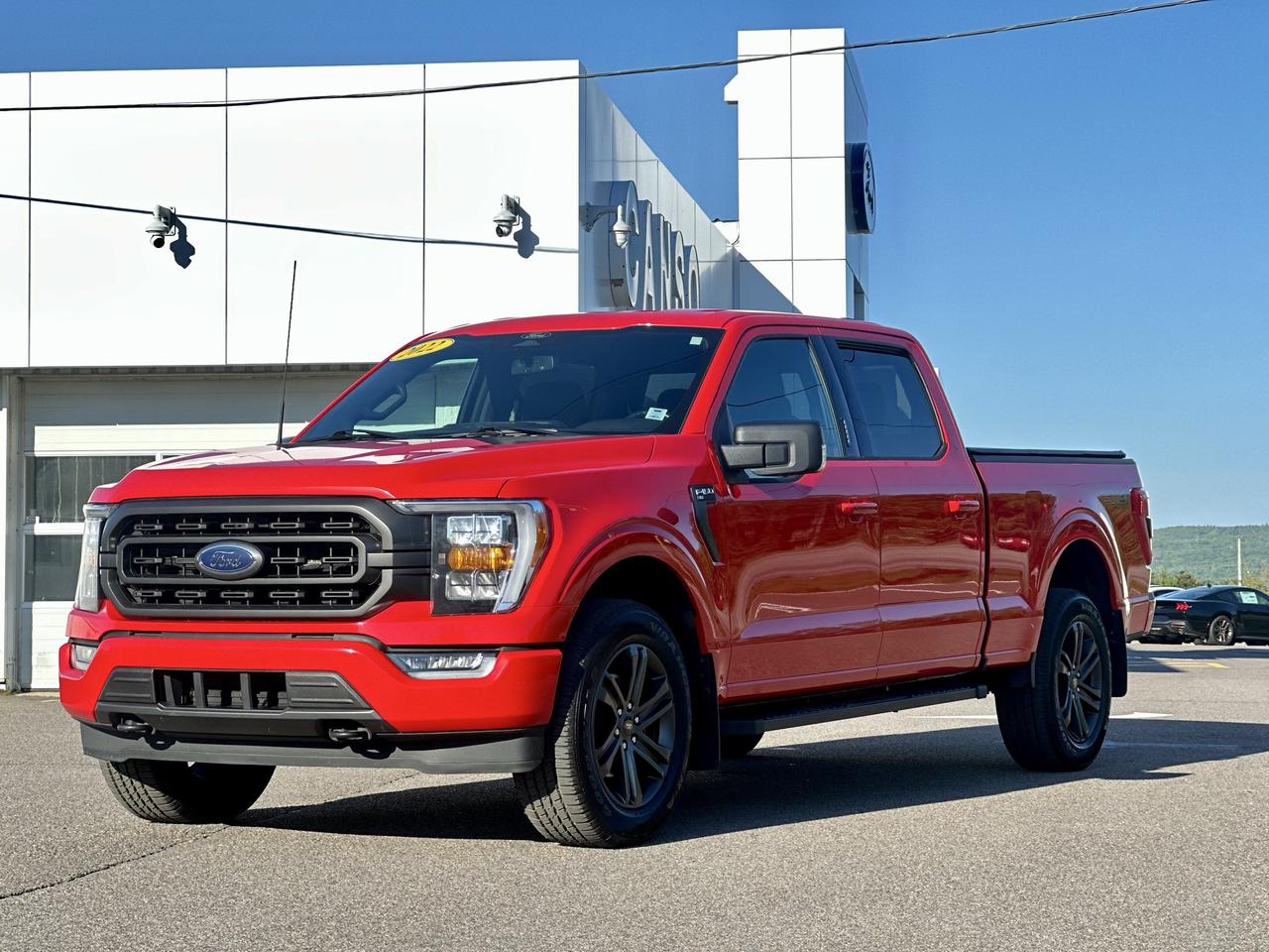 2022 Ford F-150 XLT 4X4 SUPERCREW W/ 6.5 BOX Photo2