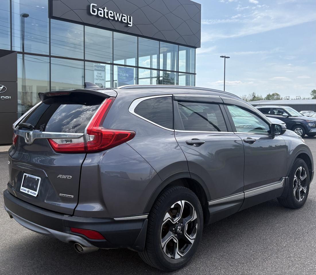 2019 Honda CR-V Touring Photo