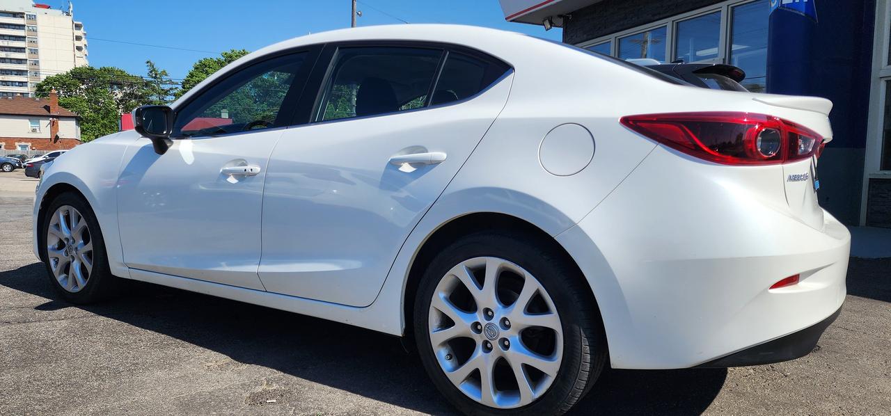 2014 Mazda MAZDA3 GT-SKY Photo2