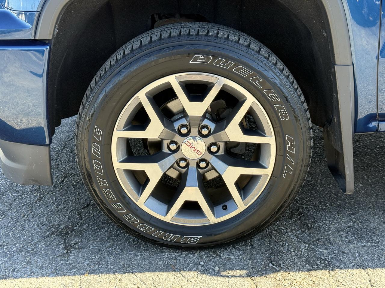 2016 GMC Sierra 1500 4WD CREW CAB 143.5" SLE Photo