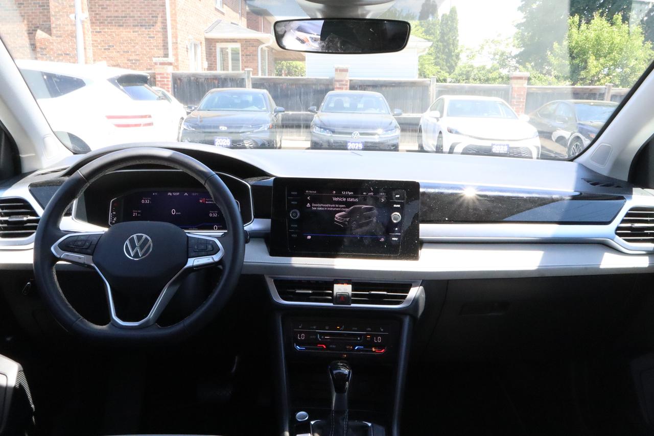 2025 Volkswagen Taos Comfortline Photo