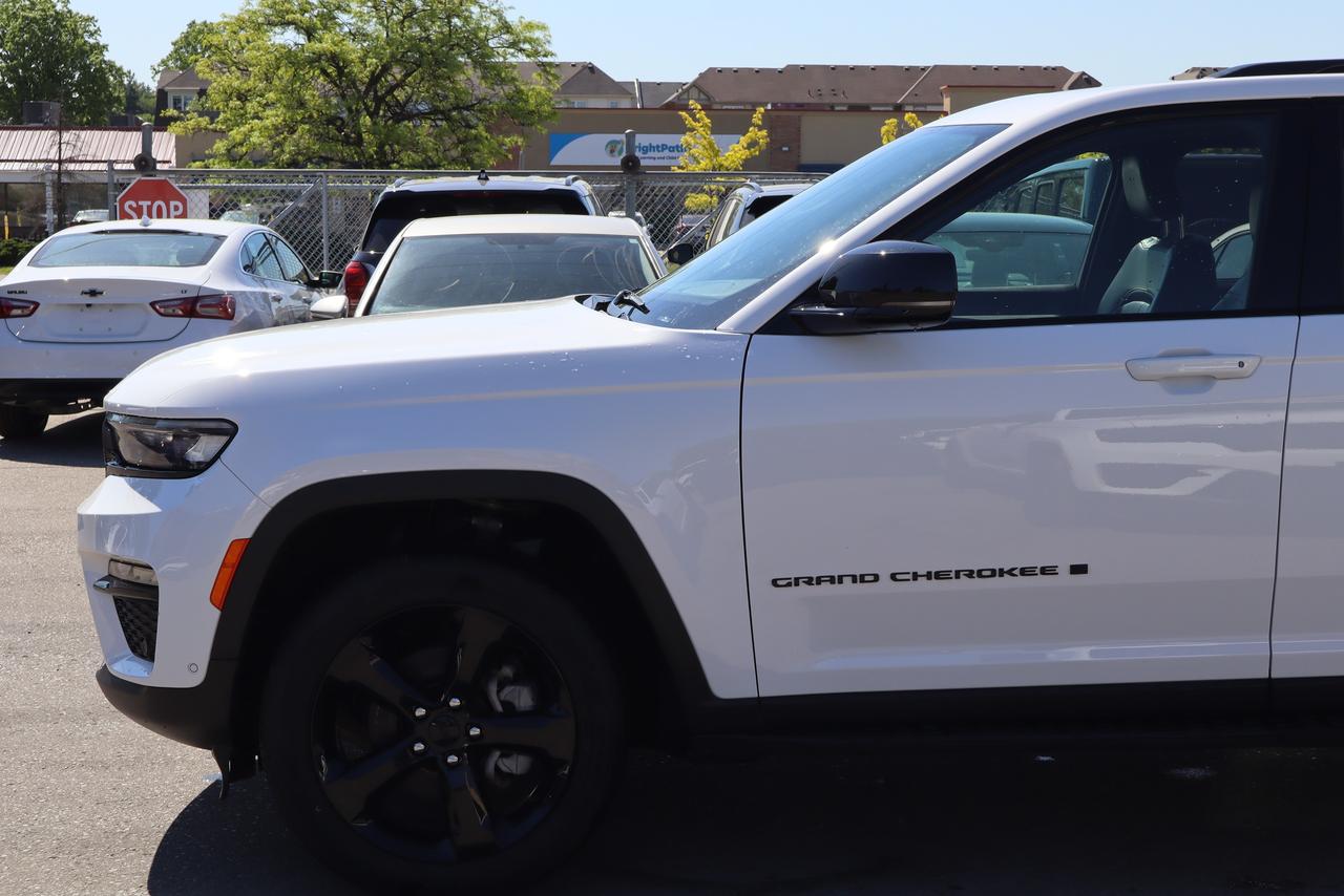 2024 Jeep Grand Cherokee LIMITED 4X4 Photo