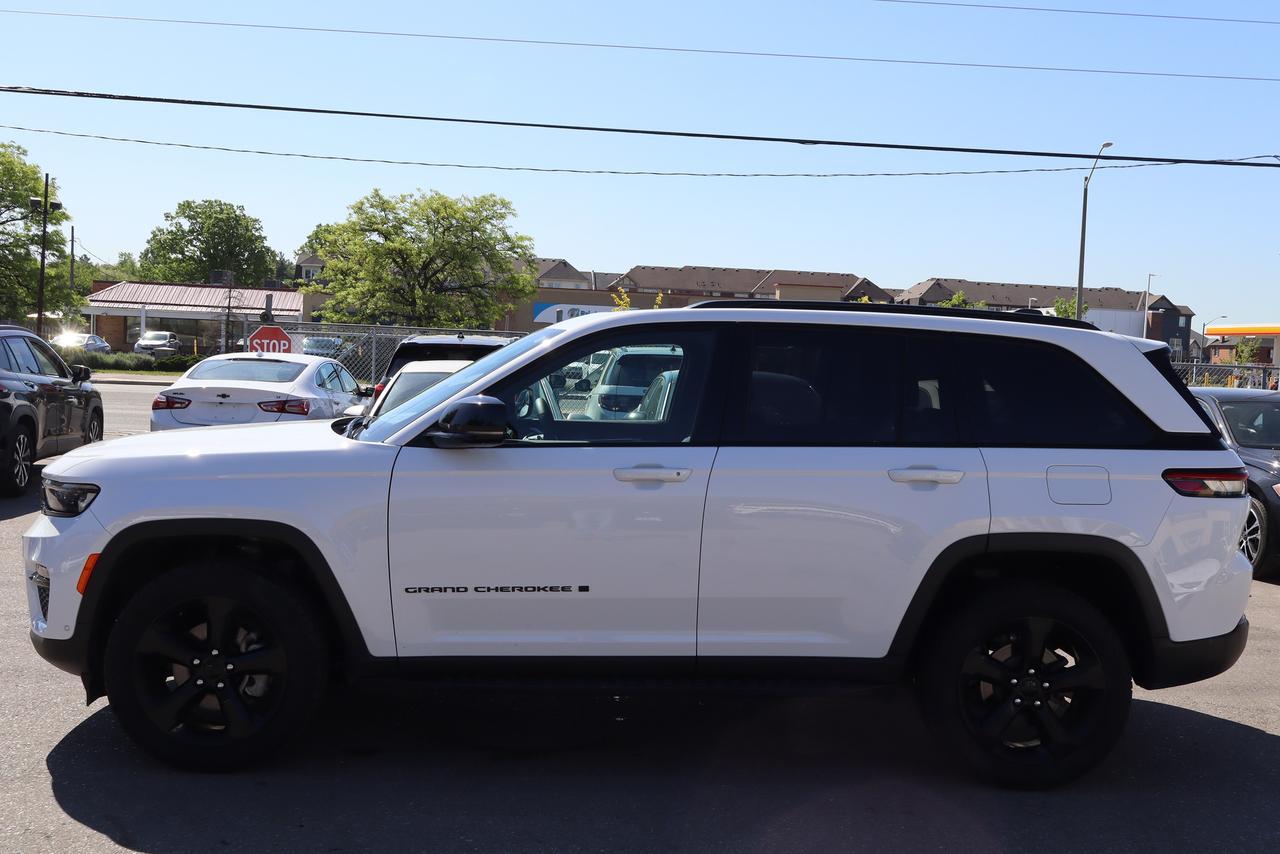2024 Jeep Grand Cherokee LIMITED 4X4 Photo
