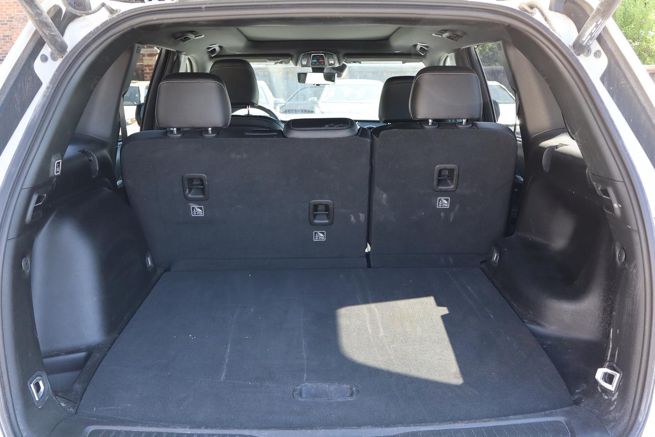 2024 Jeep Grand Cherokee LIMITED 4X4 Photo