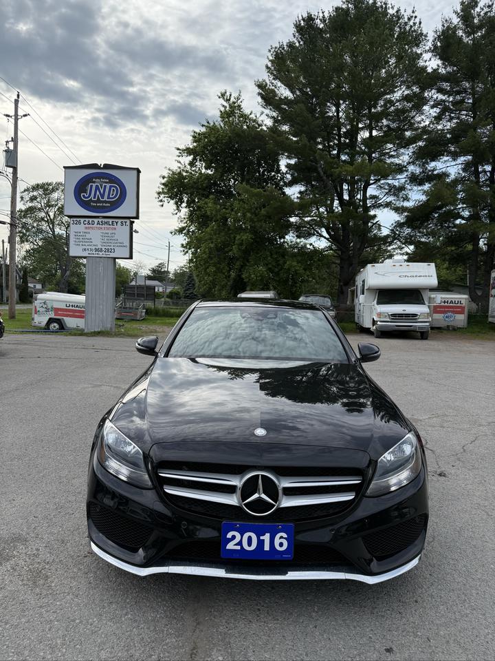 2016 Mercedes-Benz C-Class C 300 Photo