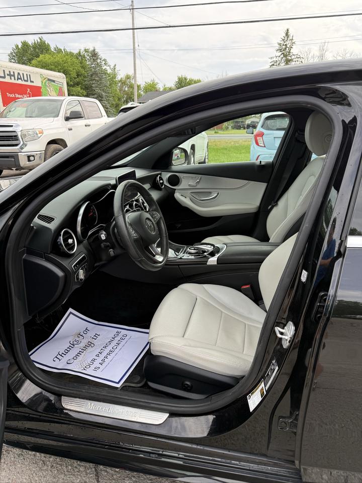 2016 Mercedes-Benz C-Class C 300 Photo