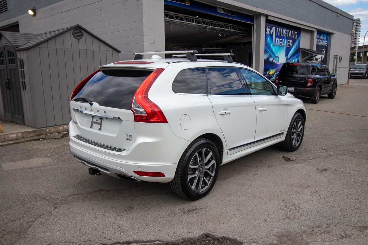2016 Volvo XC60 T5 Premier Photo4