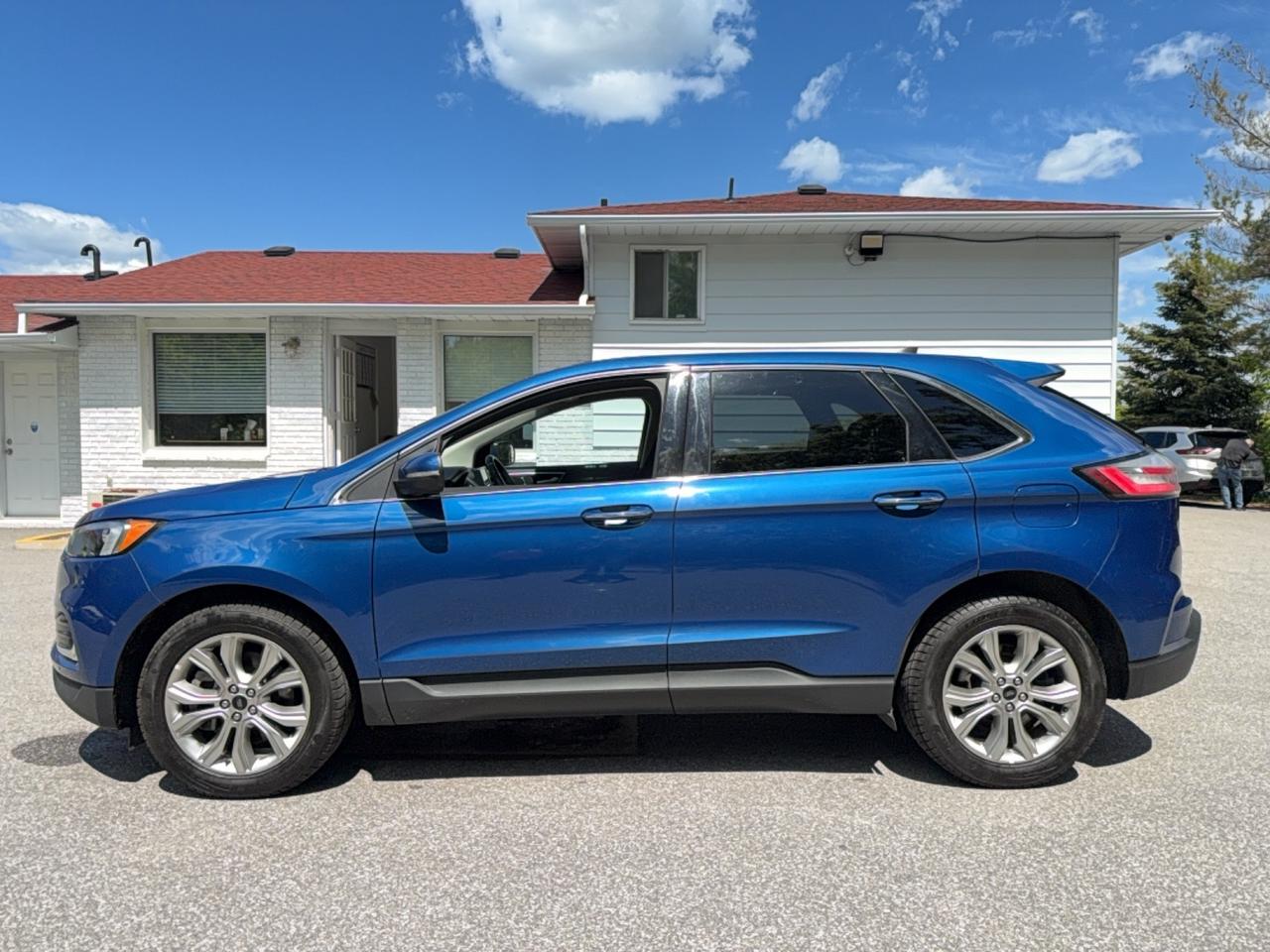 2024 Ford Edge Titanium