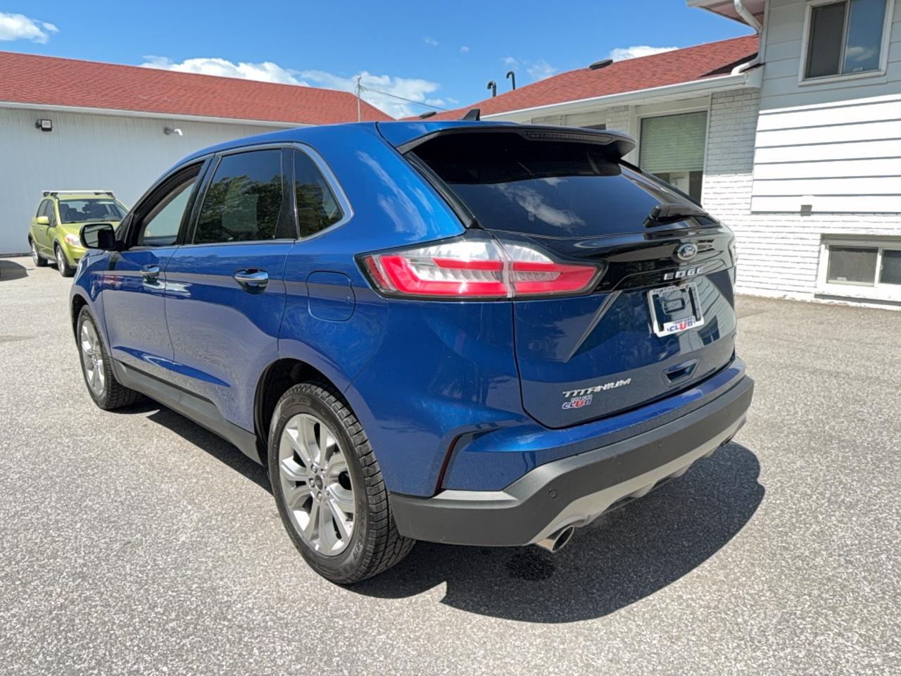 2024 Ford Edge Titanium