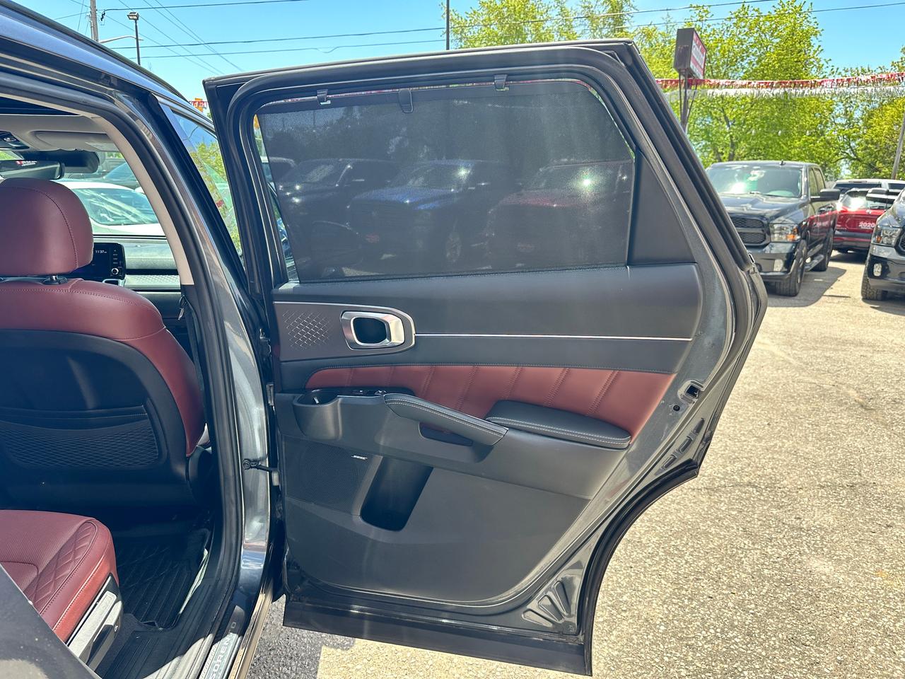2021 Kia Sorento SX AWD HTD/CLD-LTHR PanoRoof NAV 6-Pass A/C Alloys Photo