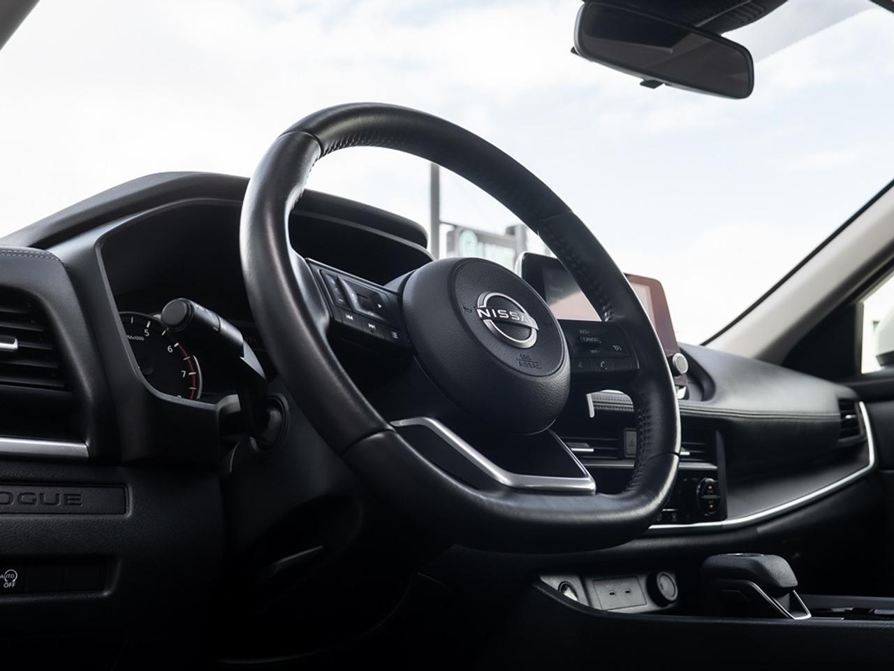 2024 Nissan Rogue AWD S Photo12