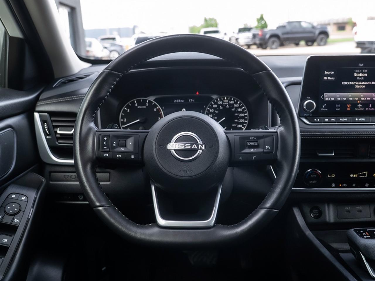 2024 Nissan Rogue AWD S Photo9