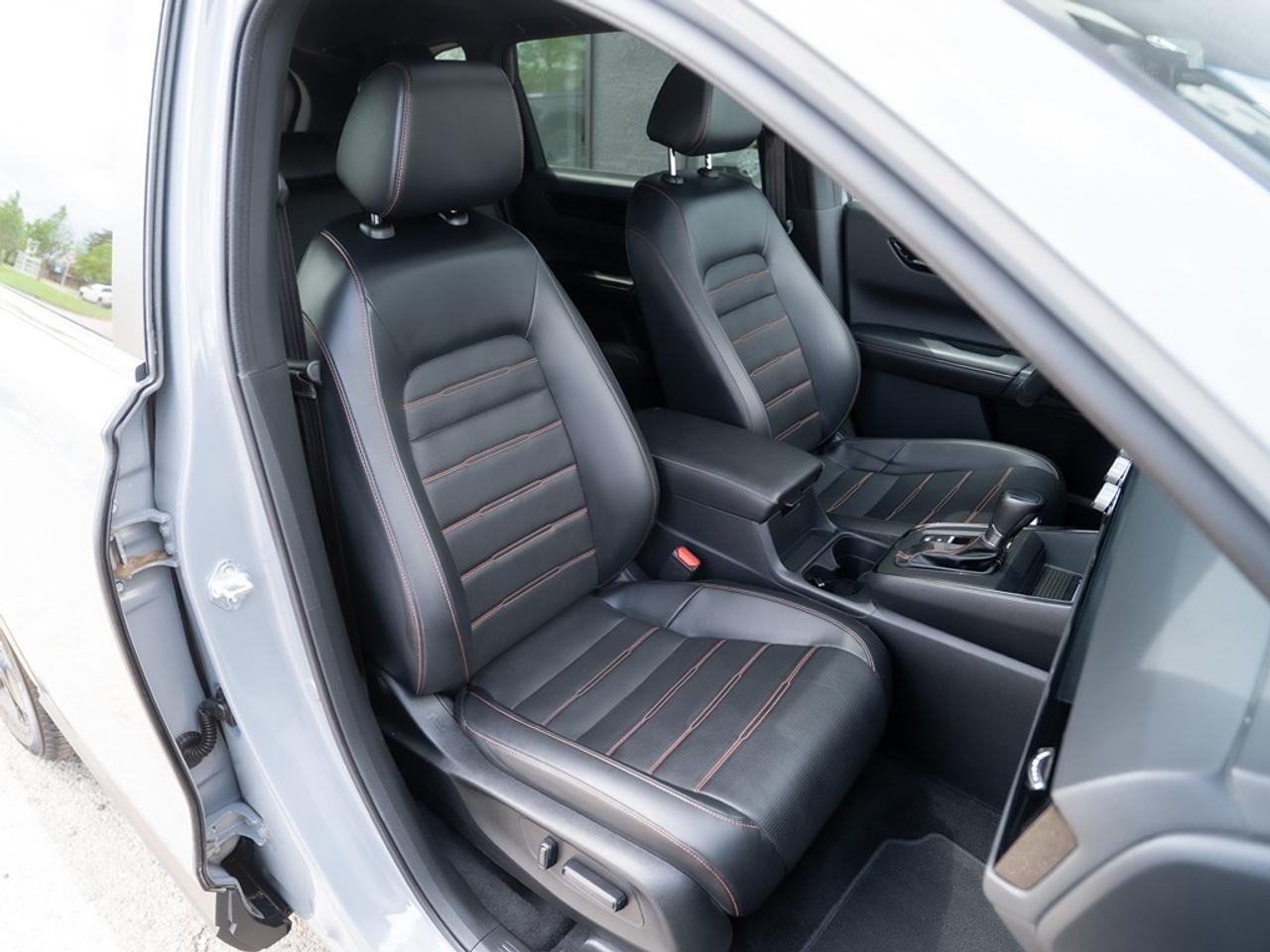 2023 Honda CR-V Hybrid Touring AWD Photo20