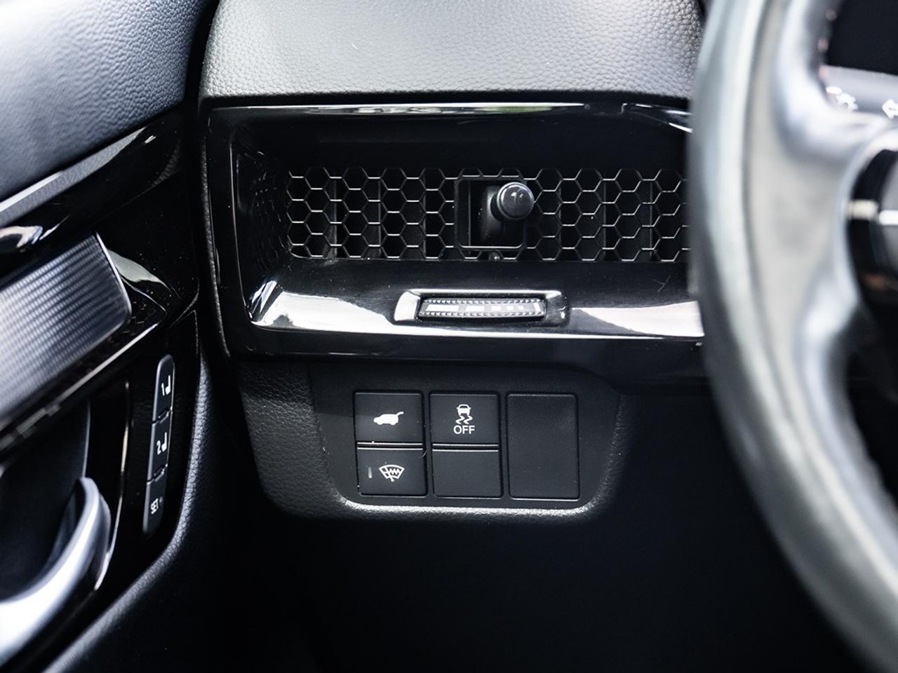 2023 Honda CR-V Hybrid Touring AWD Photo34