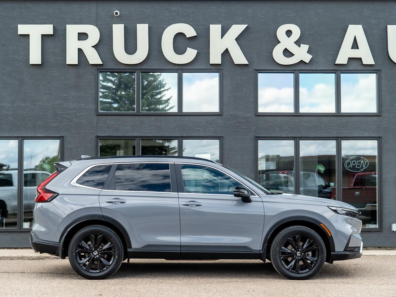 2023 Honda CR-V Hybrid Touring AWD Photo26