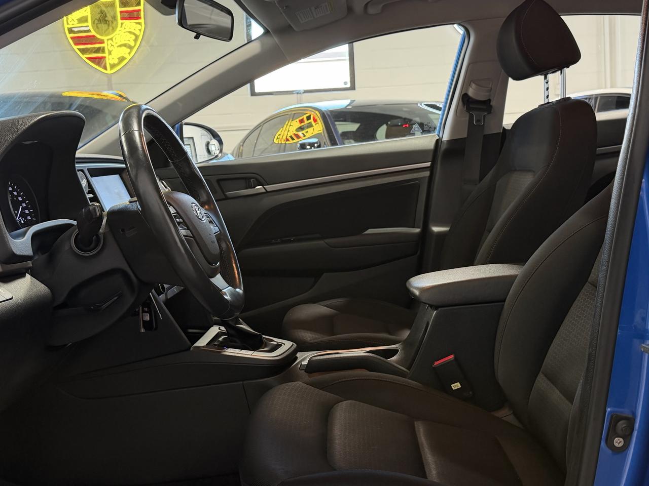 2018 Hyundai Elantra GL Photo4