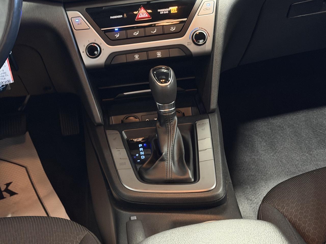 2018 Hyundai Elantra GL Photo