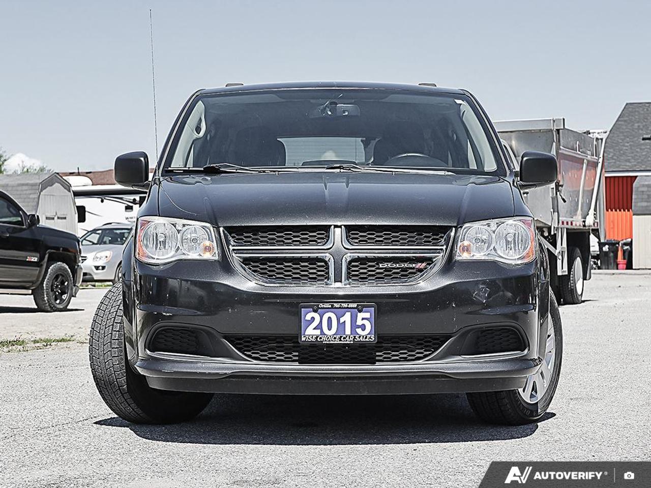2015 Dodge Grand Caravan SXT, LOW KM'S, 7 PASSENGER, ECON, STOW-N-GO - Photo #2