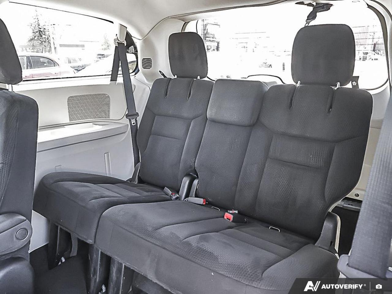 2015 Dodge Grand Caravan SXT, LOW KM'S, 7 PASSENGER, ECON, STOW-N-GO - Photo #28