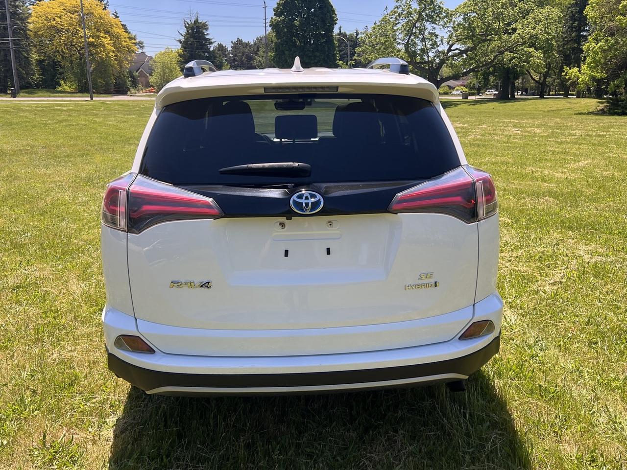 2018 Toyota RAV4 Hybrid SE *LOW Kms Photo