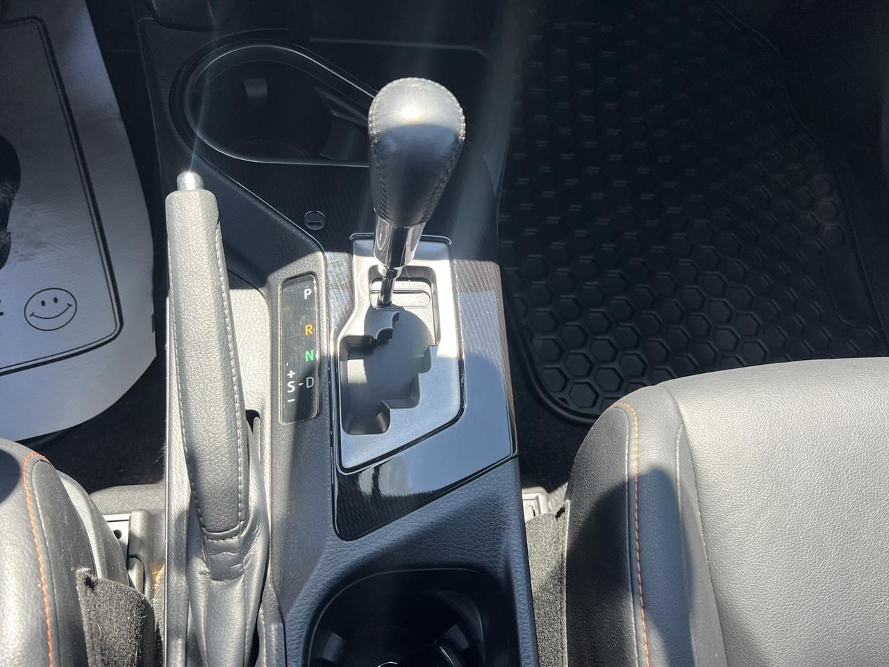 2018 Toyota RAV4 Hybrid SE *LOW Kms Photo