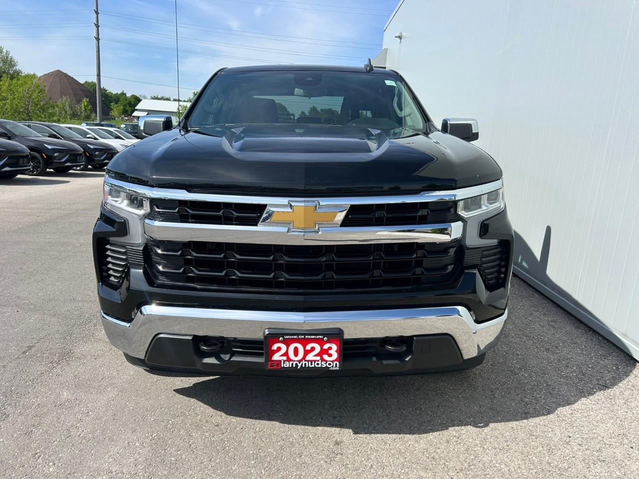 2023 Chevrolet Silverado 1500 Crew Cab Short Box 4-Wheel Drive LT Photo2
