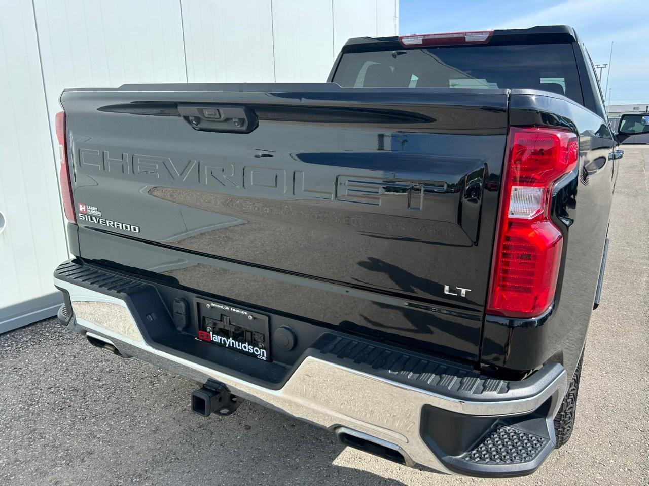 2023 Chevrolet Silverado 1500 Crew Cab Short Box 4-Wheel Drive LT Photo