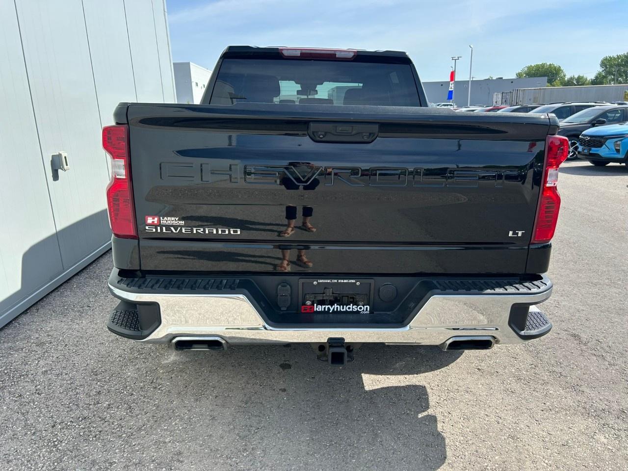 2023 Chevrolet Silverado 1500 Crew Cab Short Box 4-Wheel Drive LT Photo