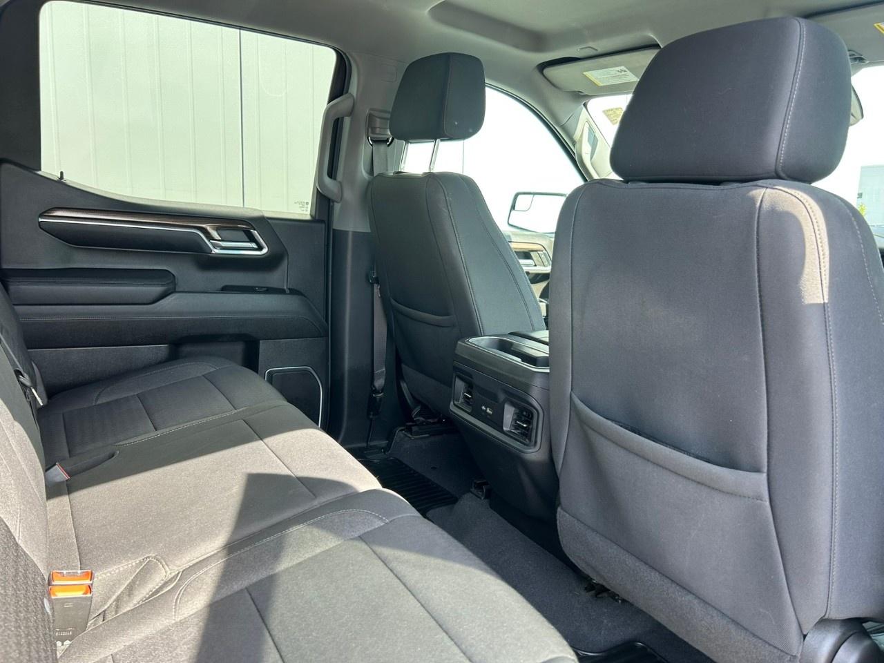 2023 Chevrolet Silverado 1500 Crew Cab Short Box 4-Wheel Drive LT Photo