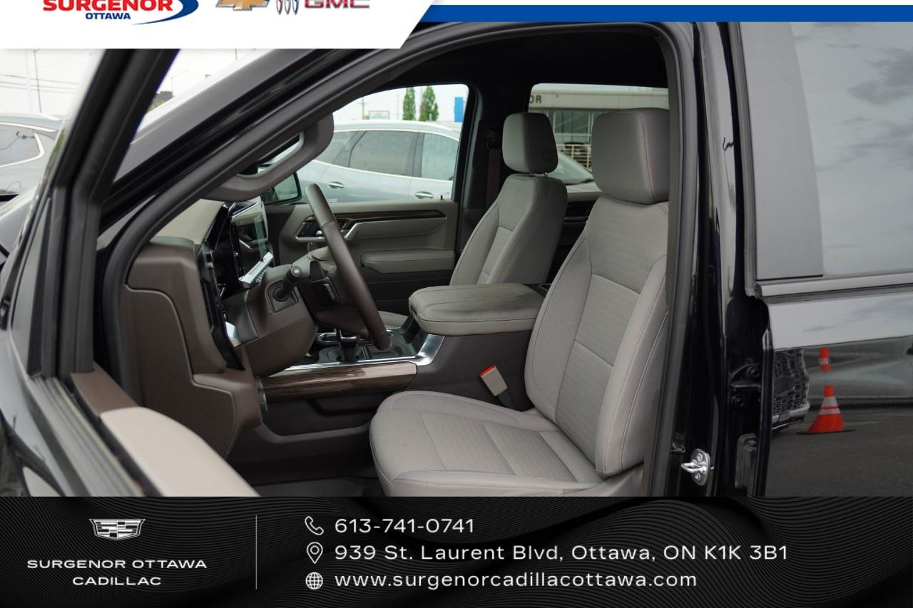 2025 Chevrolet Silverado 1500 Crew Cab Short Box 4-Wheel Drive RST Photo