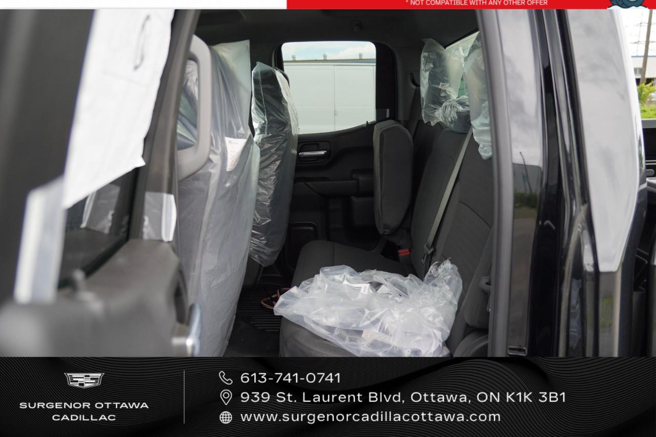 2026 GMC Sierra 1500 Double Cab Standard Box 4-Wheel Drive Pro Photo
