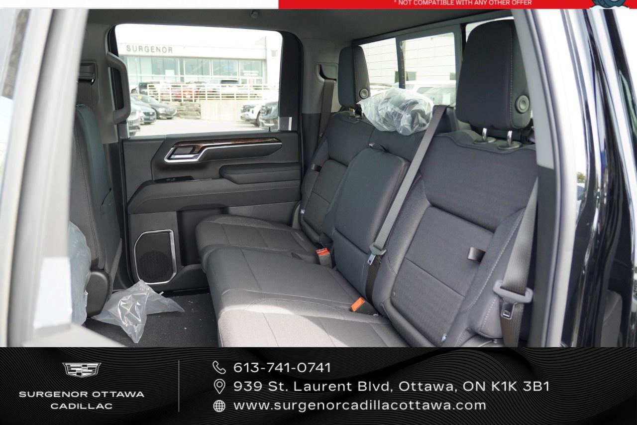 2026 GMC Sierra 2500 HD Crew Cab Standard Box 4-Wheel Drive SLE Photo