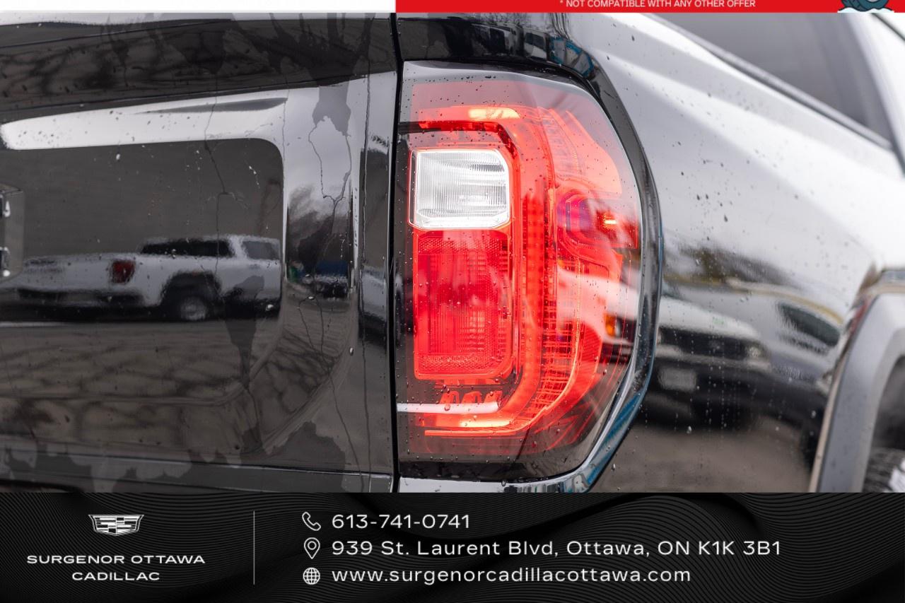 2026 GMC Canyon Crew Cab Short Box 4-Wheel Drive Denali Photo4