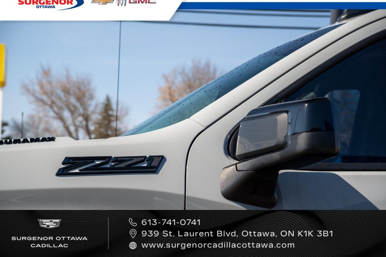 2024 Chevrolet Silverado 1500 Crew Cab Short Box 4-Wheel Drive RST Photo2