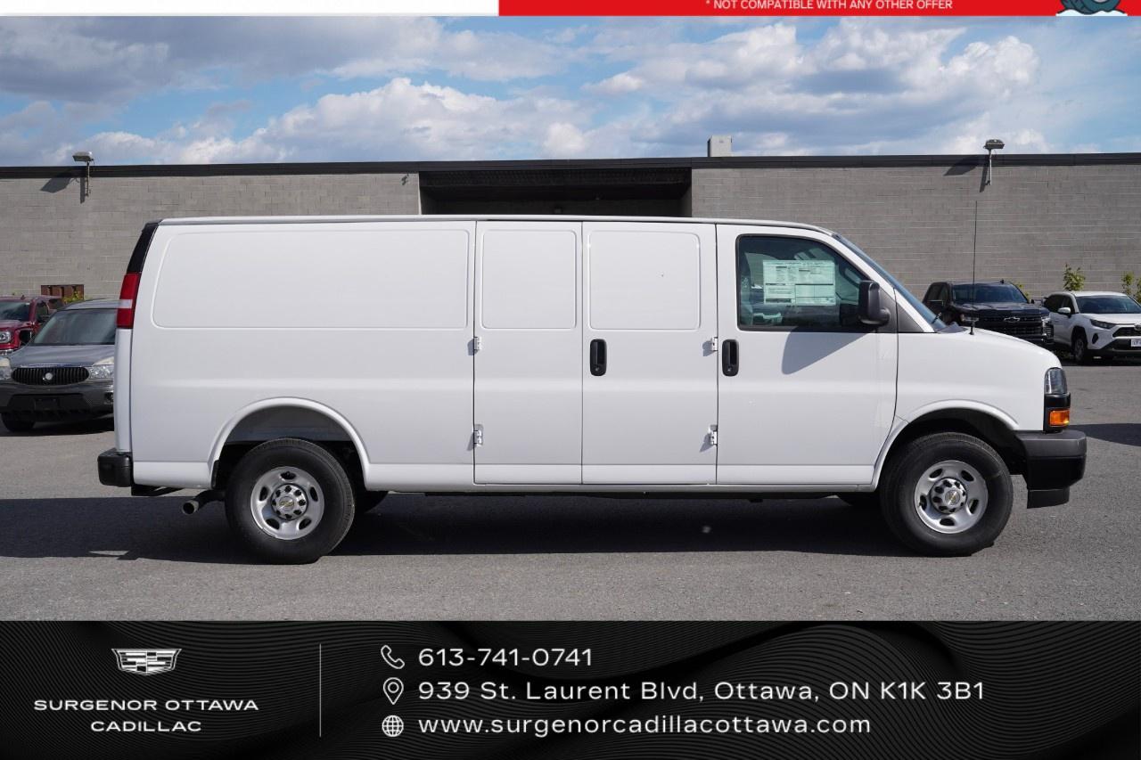 2026 Chevrolet Express Cargo Van 2500 Extended Wheelbase Rear-Wheel Drive Photo