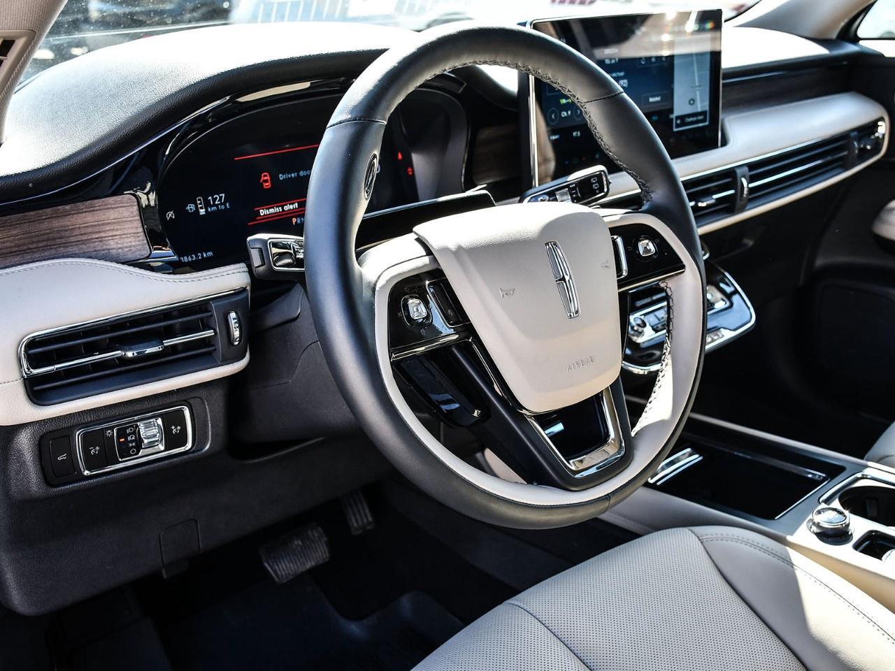 2026 Lincoln Corsair Reserve AWD Photo