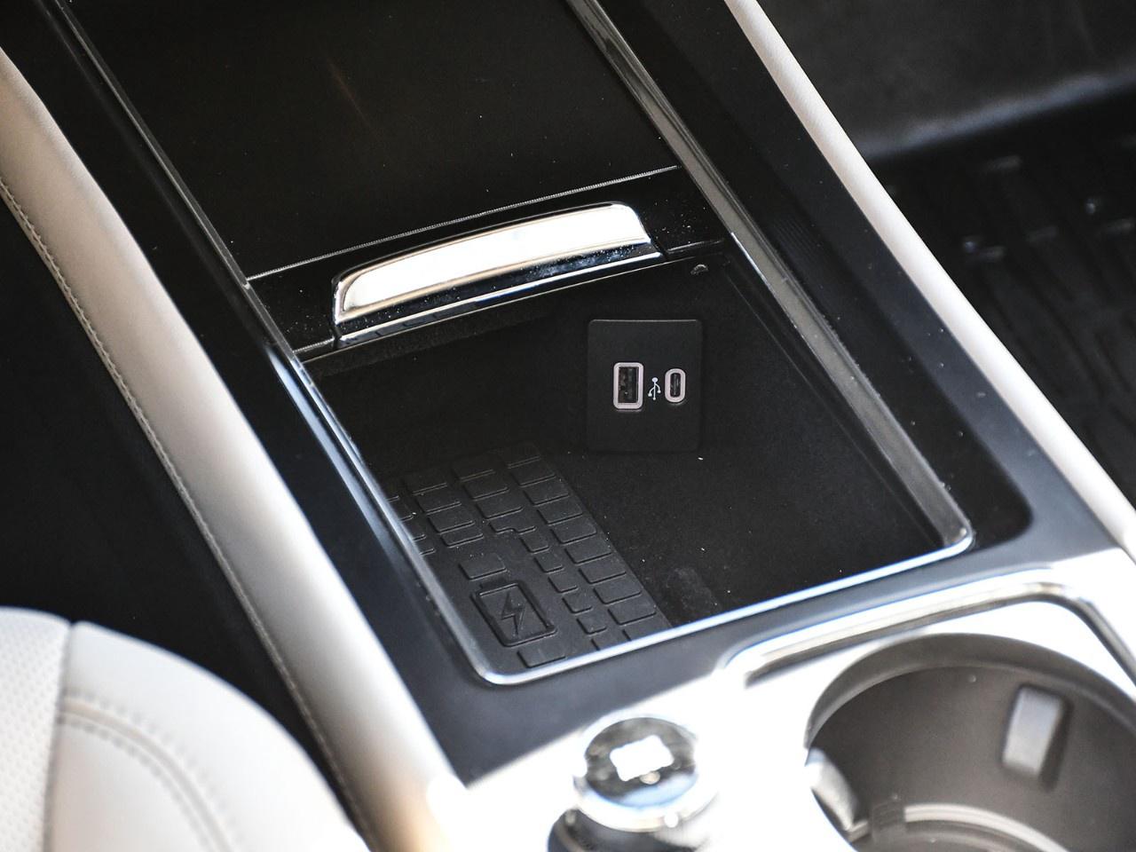 2026 Lincoln Corsair Reserve AWD Photo