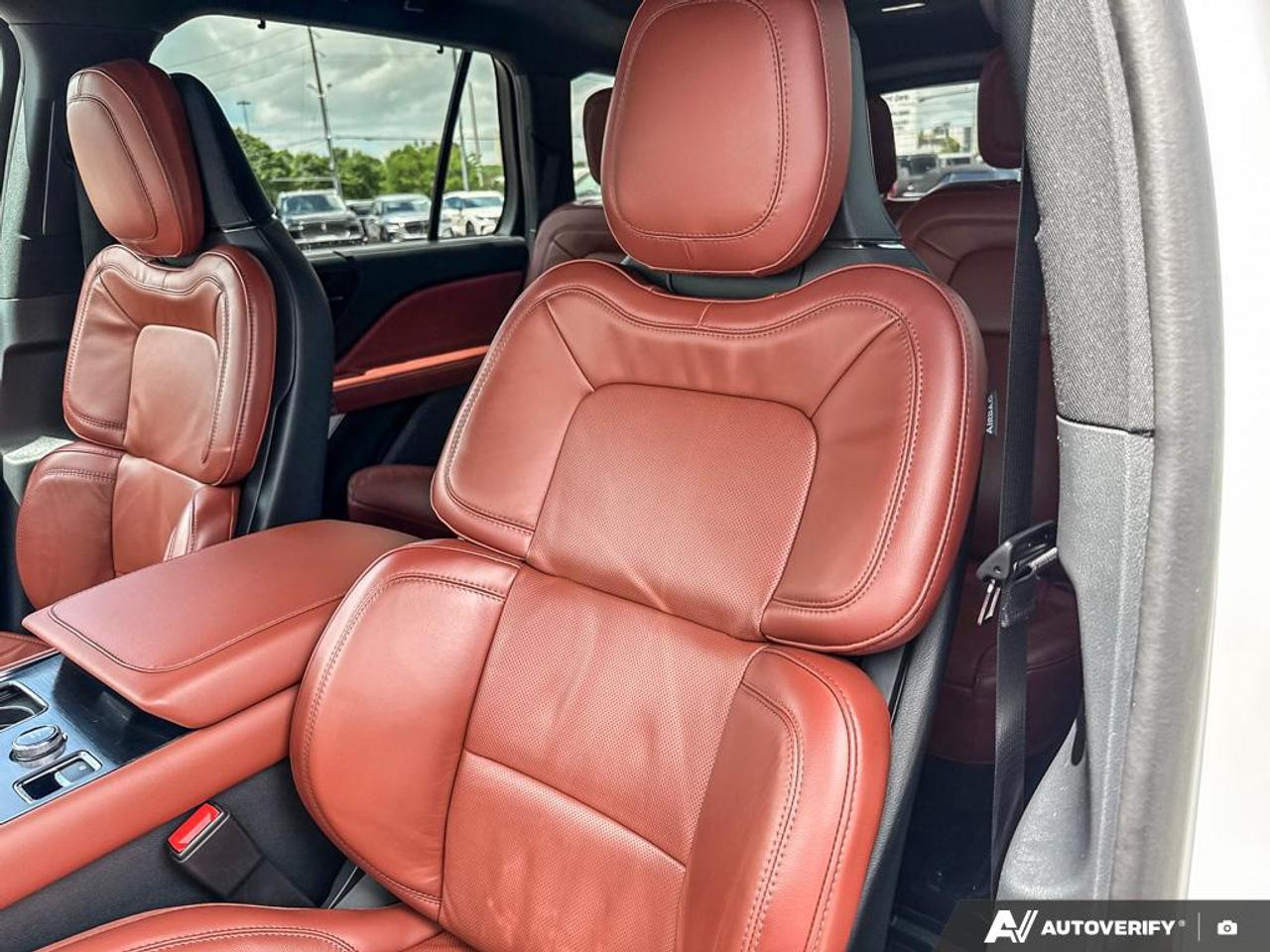 2025 Lincoln Aviator Reserve 201A|JET PK|LUX PK|ILLUM PK|1 OWNER| NO ACCIDENTS Photo