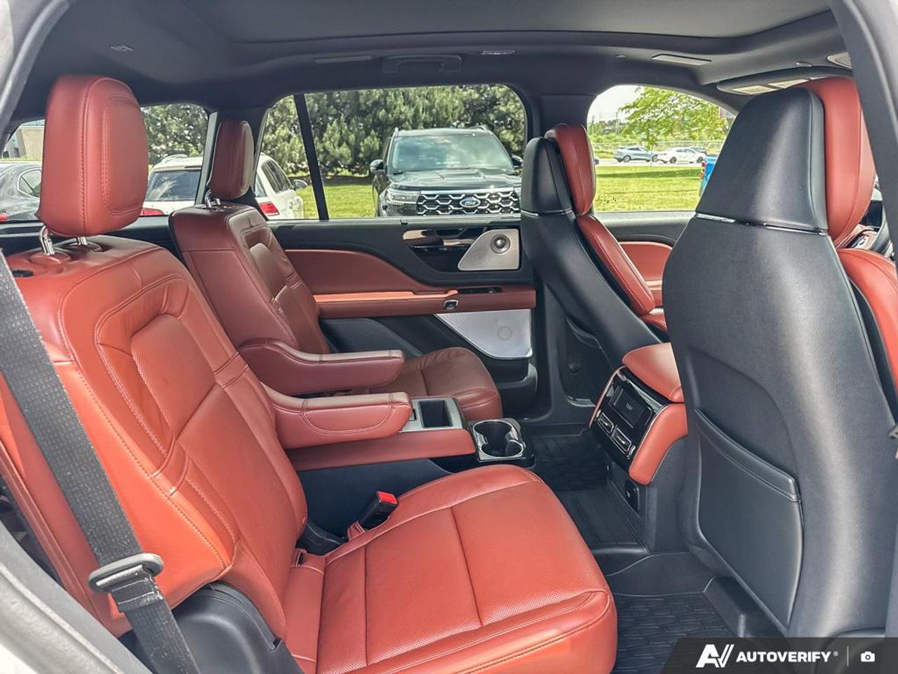 2025 Lincoln Aviator Reserve 201A|JET PK|LUX PK|ILLUM PK|1 OWNER| NO ACCIDENTS Photo