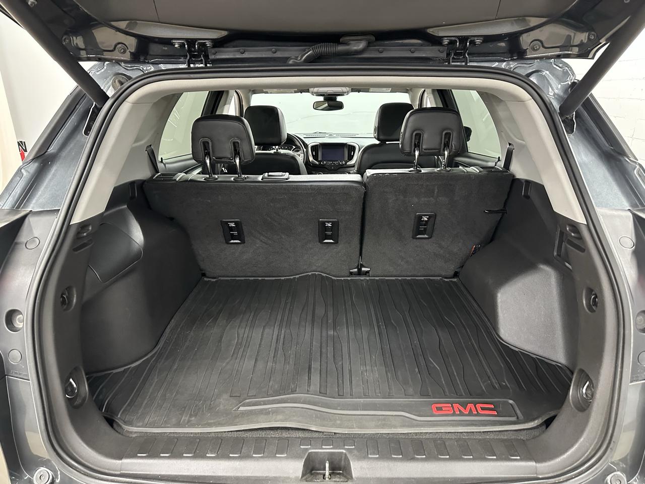 2018 GMC Terrain SLT Photo6